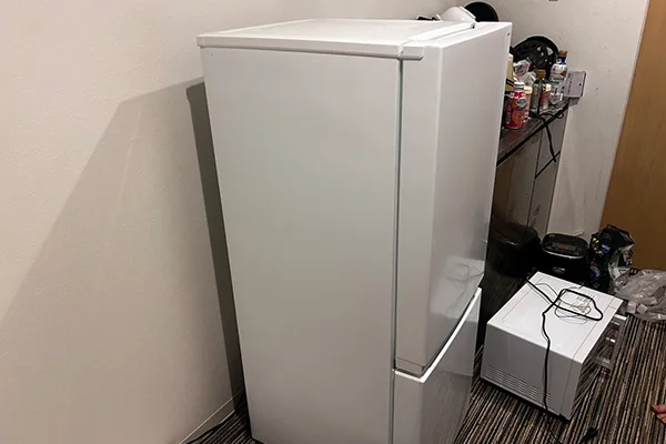 冷蔵庫回収前の様子