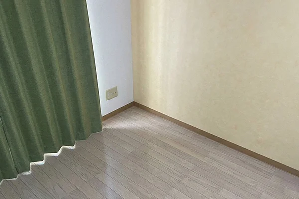 テレビ回収後のきれいな部屋