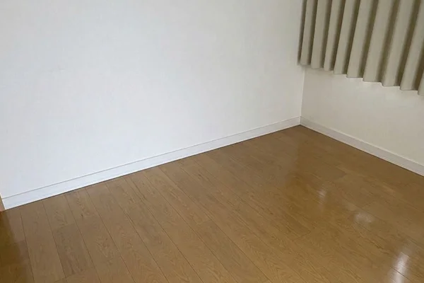 タンス回収後のきれいな部屋